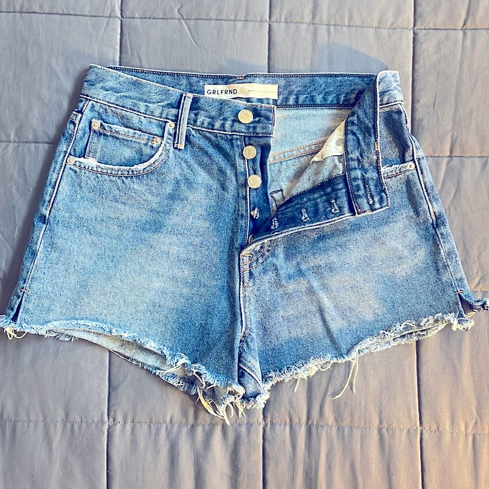 Women’s GRLFRND denim shorts. Size 25.